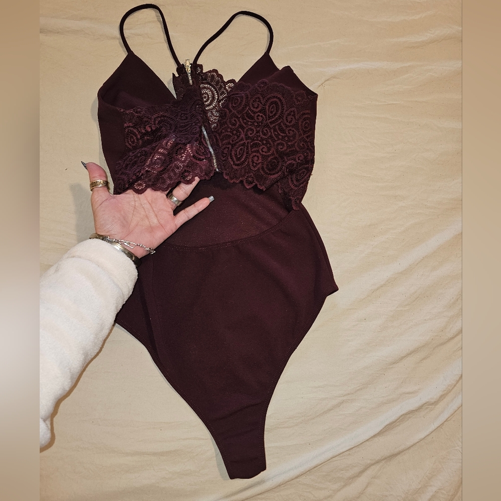 Maroon bodysuit - medium